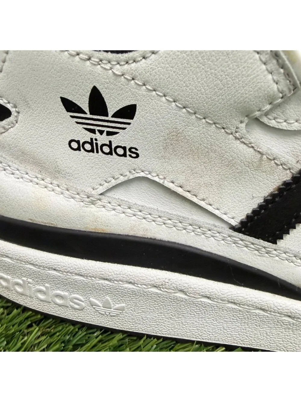 Adidas Originals Forum Mid Mens Size 11 White Athletic Basketball Shoes Sneakers